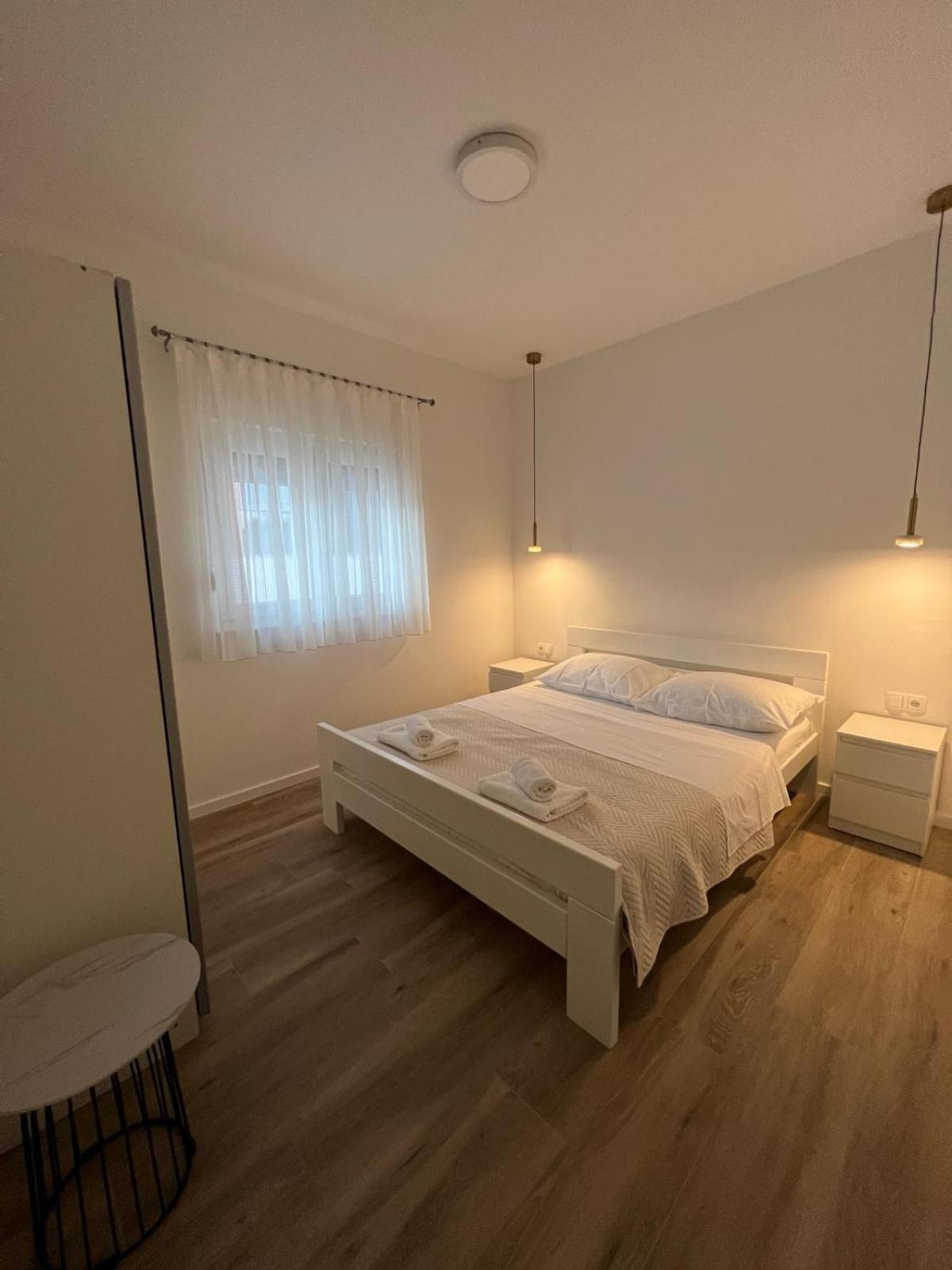 Apartments Mamma Mia Orebic Ngoại thất bức ảnh